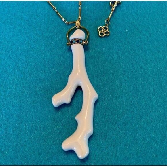 Stella & Dot white enamel coral necklace - Picture 3 of 6